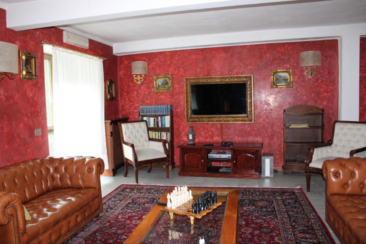 Hotel Lion Roure Turin Εξωτερικό φωτογραφία
