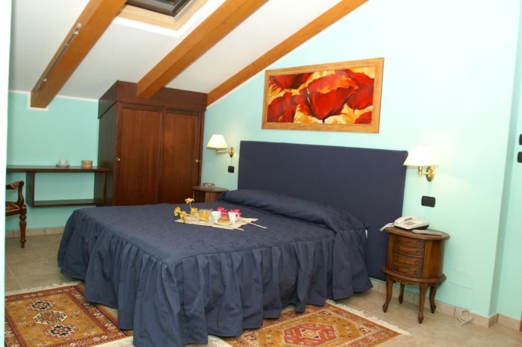 Hotel Lion Roure Turin Δωμάτιο φωτογραφία