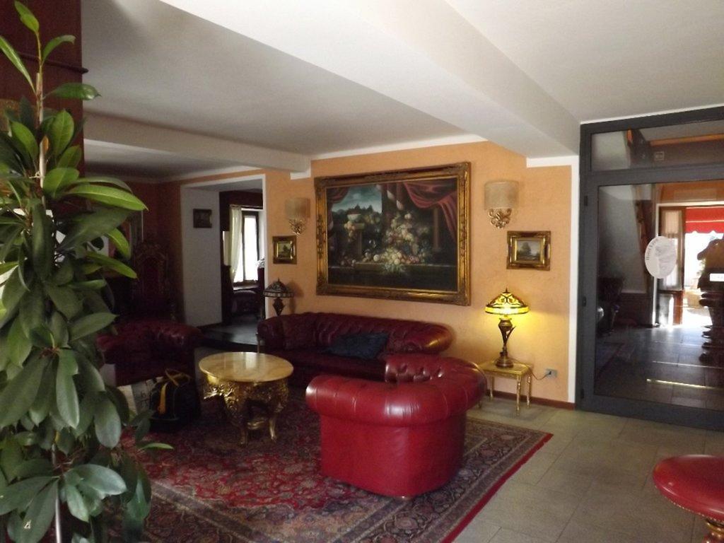 Hotel Lion Roure Turin Εξωτερικό φωτογραφία